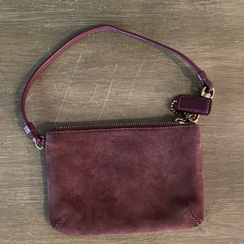 Coach wristlet, leather ware est 1941